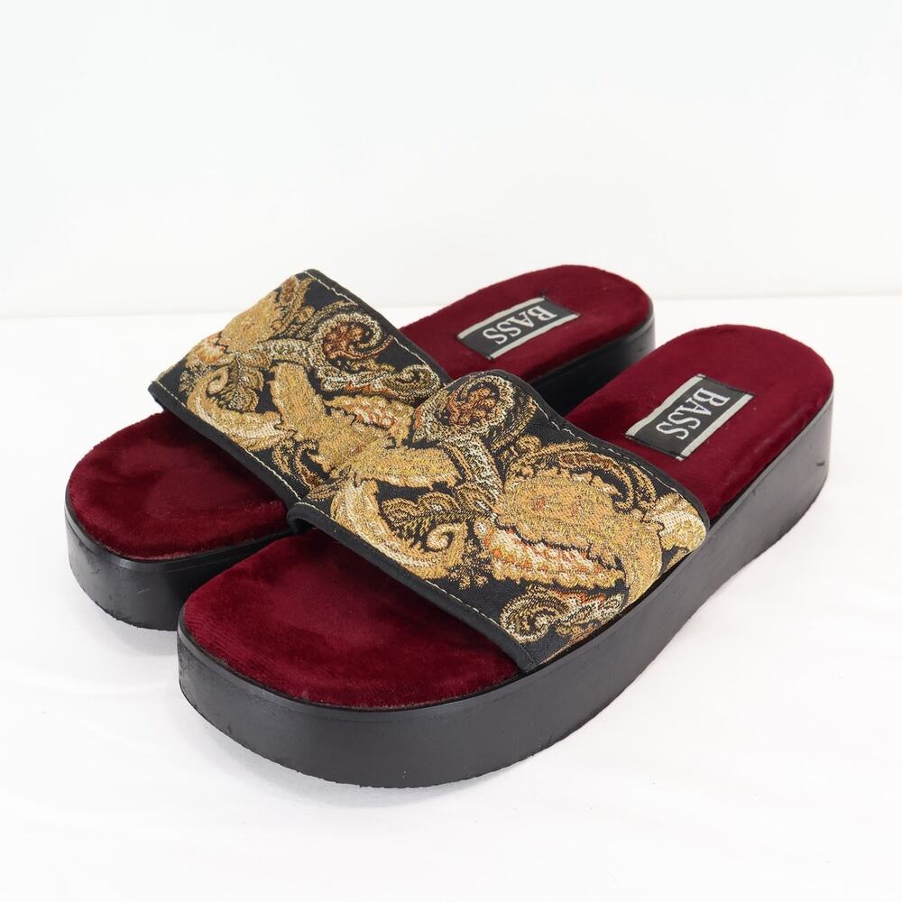 Bass Vintage 90s Delilah Velvet Gold Embroidered Platform Sandal Size 8